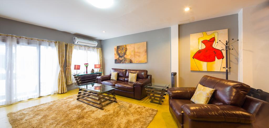Luxury Town House In The Heart Of The Old City Chiang Mai Exterior photo